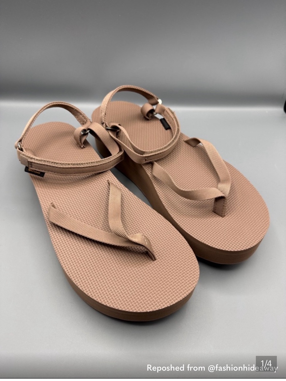 New Teva Women's Caribou 2” Flatform Slim Sandals size11 - Picture 6 of 7